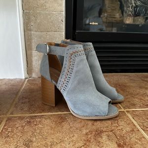 NWOT Blue Faux Suede Booties - Size 7